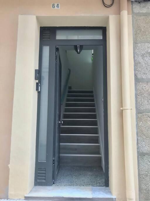 Piso 50 Metros De La Playa Alojamientos Vacay Bueu Exteriör bild